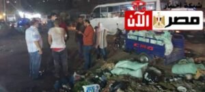 ضبط تروسيكل يلقي مخلفات بناء في الشارع