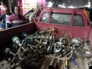 ضبط 100 شيشة ومحلا للخمور ضمن حملة مكبرة على المقاهى والكافيتريات 