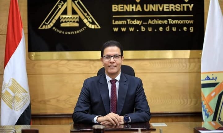 الجيزاوي "يتلقى تقريرا عن حالات المترددين على المستشفى الجامعي خلال الشهر الماضي