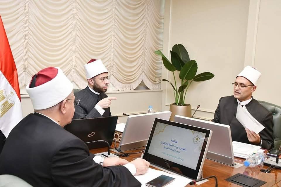 وزير الأوقاف " يلتقي مدير مديرية أوقاف القليوبية لمتابعة الانضباط الإداري والدعوي