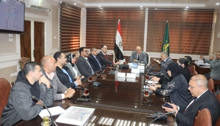 محافظ القليوبية " يناقش اعمال توسعة نفق سعد زغلول بمدينه بنها