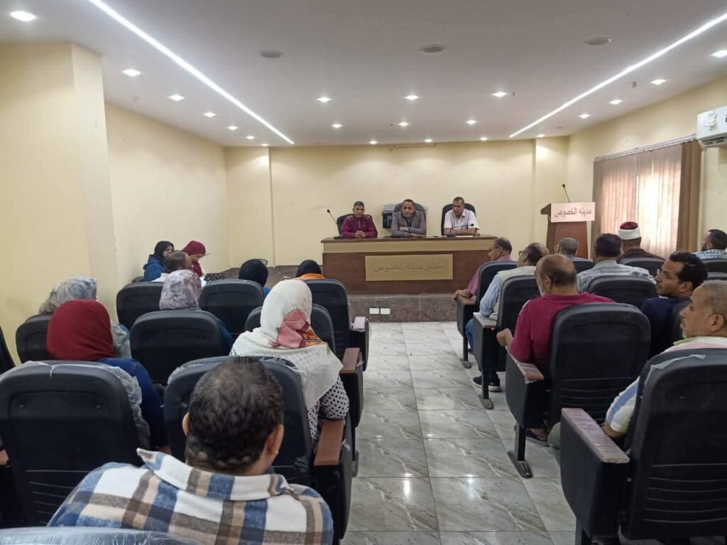 محمد غنيم يشعل ثورة التغيير في الخصوص لأول مرة بأكبر حركة إصلاح في تاريخ المدينة لتلبيه إحتياجات المواطن 