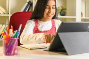 إمكانية التعلم من أى مكان فى العالم