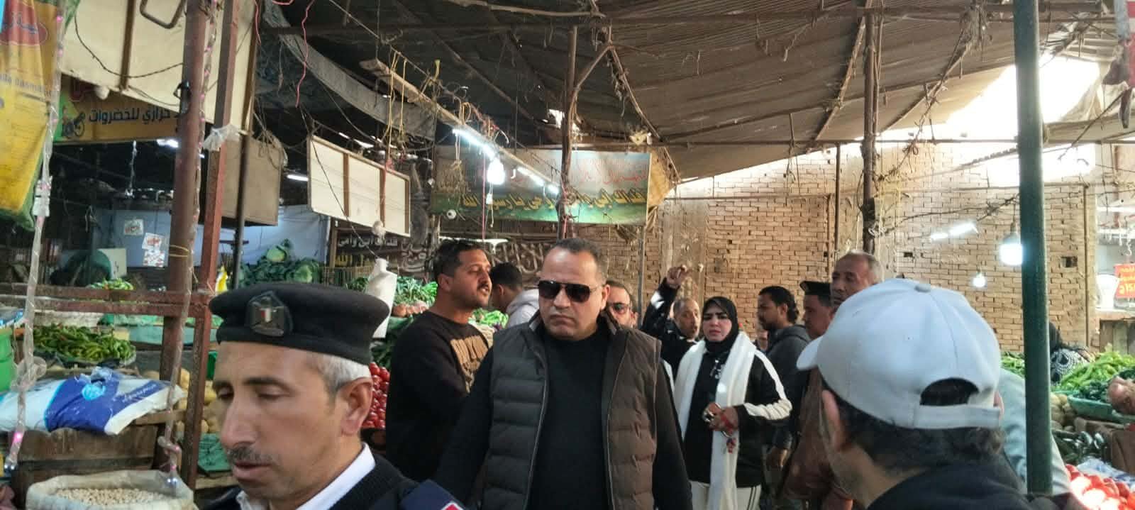 المرأة الحديدية تقود حملة شرسة لضبط الأسواق بالخصوص.. برئاسة رئيس مجلس المدينة