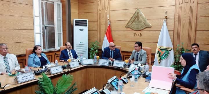 بالأسماء .مجلس جامعة بنها يعلن أسماء الفائزين بجوائز الجامعة