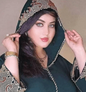 أزمة منتصف العمر - المراهقة الأربعينية