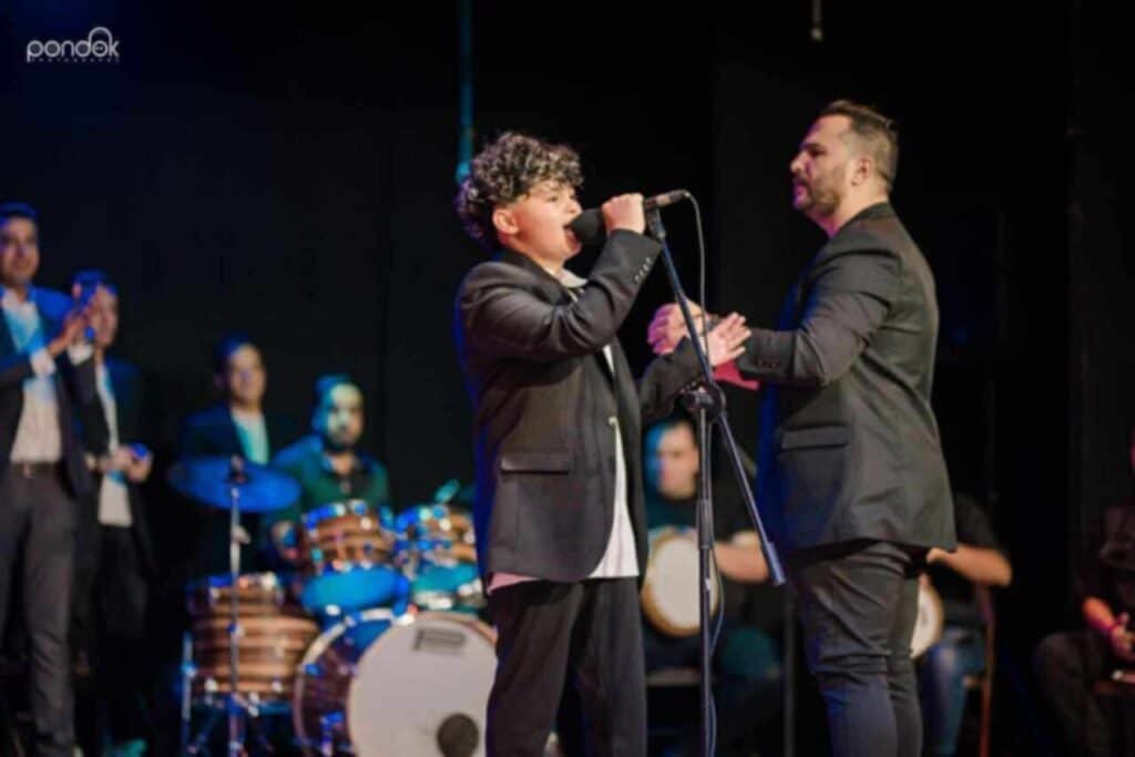 الطفل آدم مهني يخطف الأضواء على مسرح الحياة ويؤكد أن المستقبل للمواهب الصغيرة