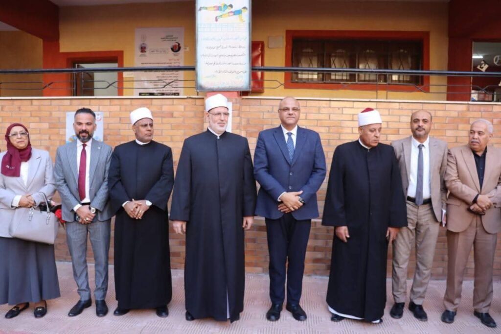 محافظة القليوبية " يستقبل وكيل الأزهر الشريف بمعهد طوخ الإبتدائي النموذجي