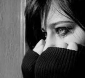 عيون لا تدمع 