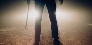 مجتمع علي حافة الجريمة 